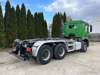 Hákový nosič kontajnerov Mercedes Benz Arocs 6x4 – 2016 - 13