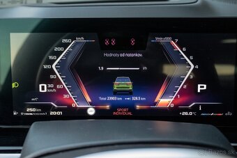 BMW X7 xDrive M60i mHEV A/T - 13