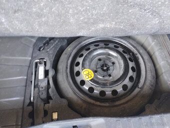 Predám Nissan Micra 1,2 59kW - 13