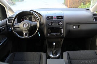 Volkswagen Touran 1.6 TDI DSG - 13