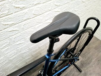 Ponúkam na predaj cestný bicykel Cube Attain 28" - 13