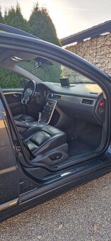Volvo V70 D5 AWD - 13
