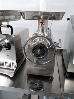 Mlynček na mäso 22 Mäsiarský vlček rezačka mäsa 22 - 13