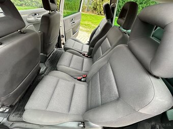 Volkswagen Sharan 2,0TDi 103Kw Comfortline 7 miest - 13