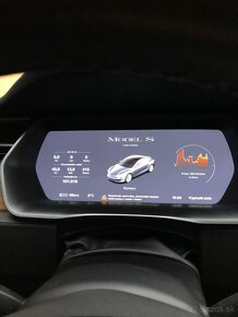 Tesla Model S Long Range - 13