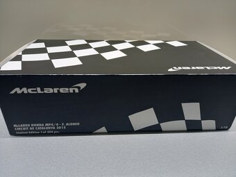 F1 MCLAREN HONDA MP4/4 CIRCUIT CATALUNYA 2015 ALONSO 1:18 - 13