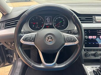Volkswagen Passat Variant 2.0 TDI EVO Elegance DSG - 13