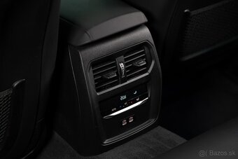 BMW 340ix 3.0i 275kW, automat, 4x4, 2020 - 13