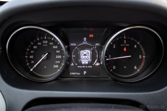 Land Rover Discovery Sport 2.0L TD4 180k HSE AT - 13