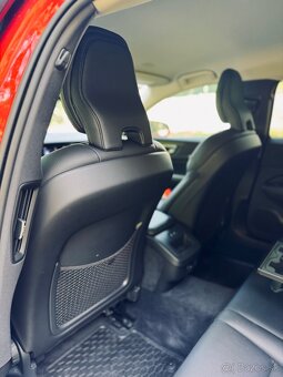 Volvo V60 Cross Country Pro AWD mHEV záruka - 13