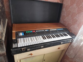 Nábytok zo starého domu - 13