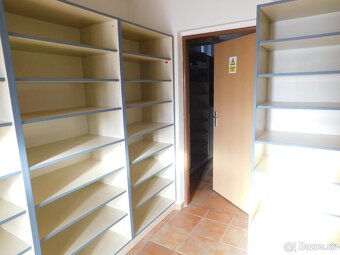 Kancelárske priestory + PARKOVANIE - 13