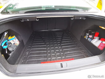 Volkswagen Passat B7 2.0 TDI 177k BMT Highline 4MOTION DSG - 13