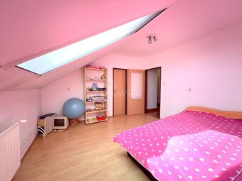 PREDAJ 6 izb DOM NEMŠOVÁ s pozemkom 329 m² - 13