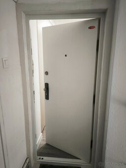 NOVÁ CENA Nanovo zrek. i zariad.byt na Raketovej ul.,BA - 13