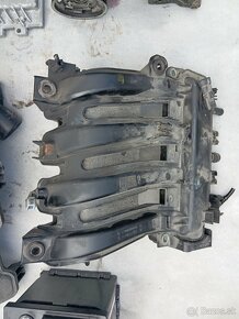 Príslušenstvo motora renault Thalia1.2 55kw rok2009 kódD4FG7 - 13