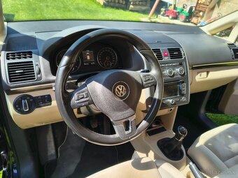 VW Touran - 13