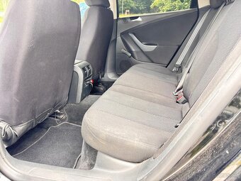 VOLKSWAGEN PASSAT 2,0TDI - 13