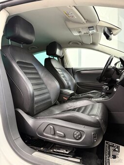 Volkswagen Passat CC 2.0TDI 4Motion - 13