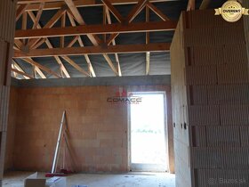 Výstavba inteligentného 4 izbového bungalovu v NM a okolí - 13