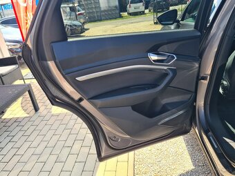 AUDI E-TRON 50 SPORTBACK QUATTRO ADVANCED - 13