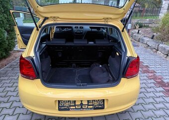 Volkswagen Polo 1,2i klima Nová STK výhř.sedad benzín - 13