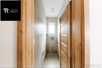TRNAVA REALITY - DOM V ŠTANDARDE s prístreškom a terasou, ob - 13