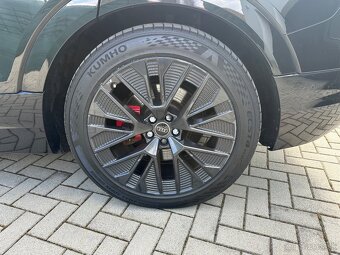 Audi Q8 e-tron 55 S line quattro - 13