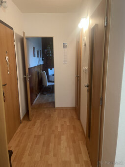 Váš nový domov čaká na vás – priestranný 3-izbový byt v Hume - 13