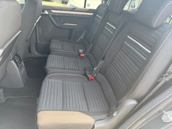 Volkswagen Touran 2.0 TDI BlueMotion Technology Comfortline - 13