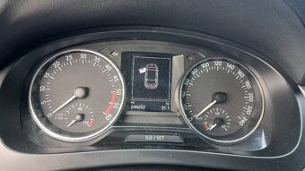 Škoda Rapid Spaceback SB 1.4 TDI Ambition - 13
