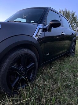 MINI Countryman SD All4 2.0d Automat - 13