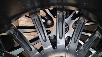 Predám elektrony orginal BORBET, 5x114 8,5Jx18 ET 45,225/45 - 13