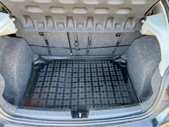 Seat Ibiza 1.4i 16V r.v. 2013, Benzín, 123 tis. km, SK auto - 13