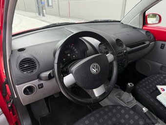 VW New Beetle - 13