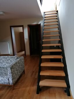 Na prenájom 2-izbový byt s mezonetom centrum Banská Bystrica - 13