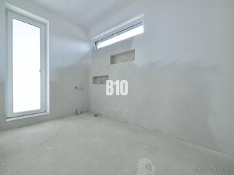 Exkluzívny 5i rodinný dom s bazénom na Čermáni - Štýlové býv - 13