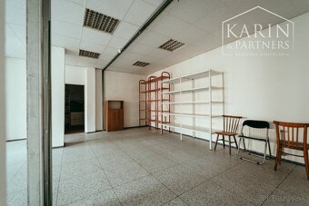 NA PREDAJ PODNIKATEĽSKÝ OBJEKT, HOLÍČ - 13