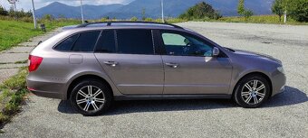 Škoda Superb 1.6TDI diesel, 77kW, MT/5, rok:10/2011. - 13