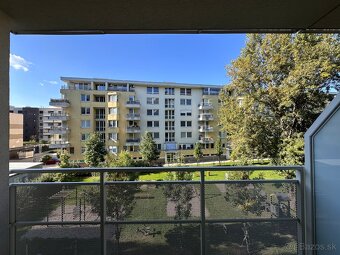 PRENÁJOM 2-izb. bytu na GALVANIHO ul. s parkovaním - 13