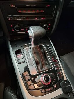 Radiaca páka pre automat AUDI / čierna biela červená nitka - 13