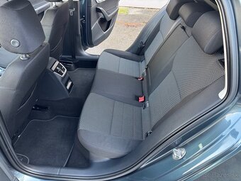 Škoda Octavia Combi 2.0 TDI EleganceStyle DSG - 13