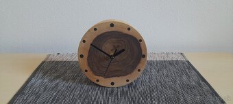Drevené stolové hodiny - 13