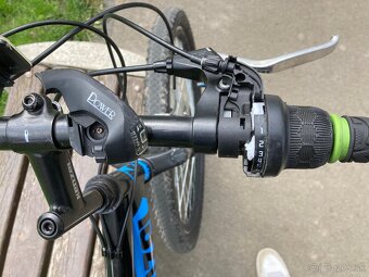 Kenzel Axel 26 - 13