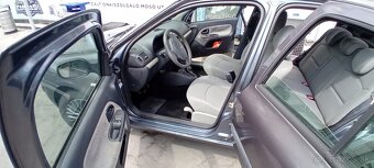 RENAULT CLIO FAIRWAY 1.2i 43KW 2006 KÚP.SK.2.MAJ.SERV.KŇIŽK - 13