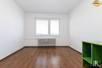 3-IZB.BYT S ÚŽASNÝMI VÝHĽADMI NA DUBNICU, 68m2, POD HÁJOM - 13