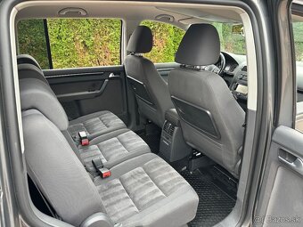 Volkswagen Touran 2.0 TDI 125kw s automatickou prevodovkou D - 13