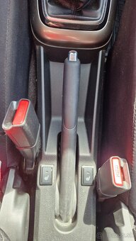 Suzuki Ignis 1.2 l DualJET Premium 2WD - 13