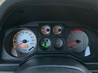 Mitsubishi pajero - 13