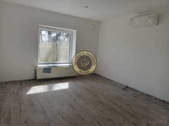 Priestranný 6 - izbový rodinný dom vo Veľkých Ripňanoch - 13